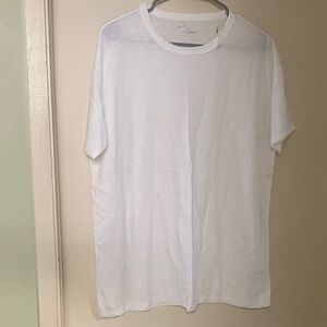 NWT Aerie White distressed short sleeve t-shirt Small
